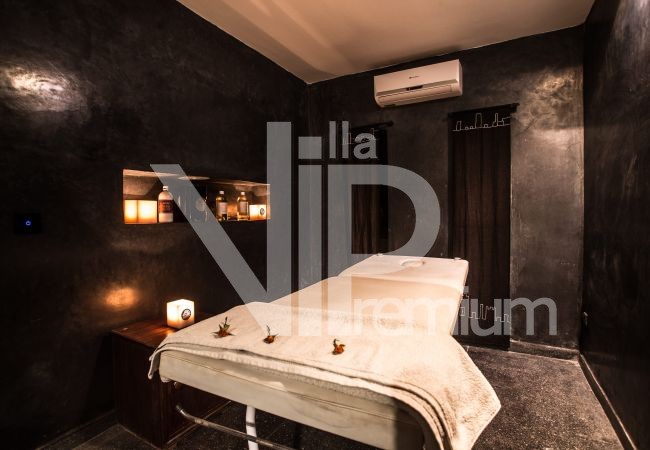 villa de luxe, Route de Fès
