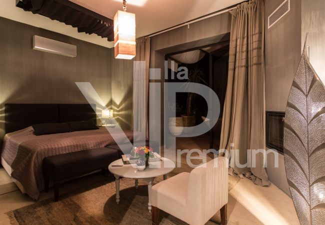 villa de luxe, Route de Fès