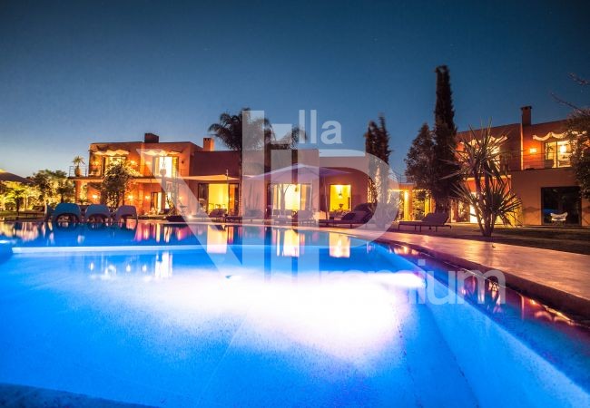 villa de luxe, Route de Fès